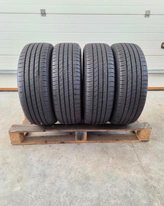 4 Gomme Goodyear 215 60 17 estive 2023