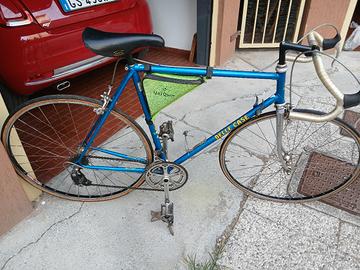 bicicletta marca Delle sase