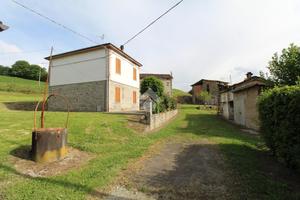 RUSTICO A CARPINETI