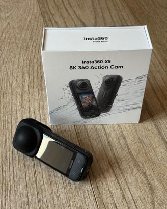 Insta360 X5 Videocamera 8K 360 perfetta