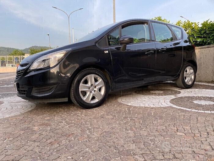 Opel Meriva 2ª serie
