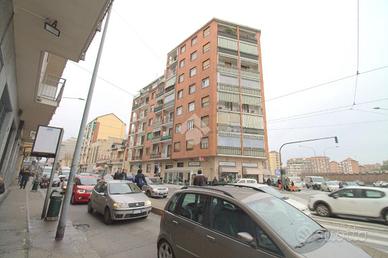 2 LOCALI A TORINO