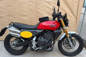 Fantic Caballero 700 (2023) - Pari al nuovo