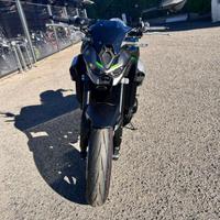 KAWASAKI Z 900 .