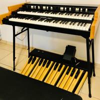 Organo Viscount Legend Live a 2 manuali con pedali