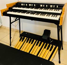 Organo Viscount Legend Live a 2 manuali con pedali