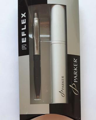 Penna Parker Reflex acciaio con astuccio metallico