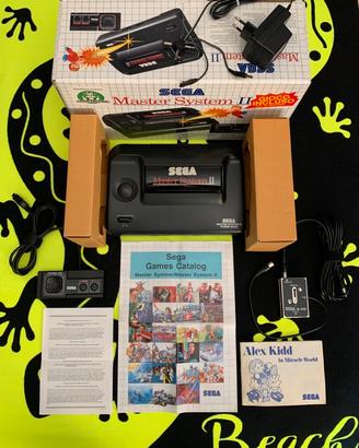 SEGA Master System 2 Box + Light Phaser + 9 giochi
