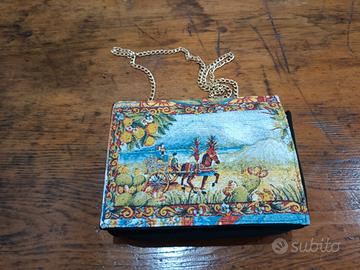 tracolloina fatta a mano