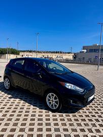 Ford Fiesta MK7 (automatico) 2017 / 89000 km