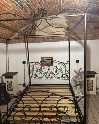 Letto baldacchino