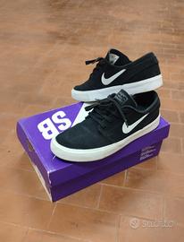 Scarpe on sale nike janoski