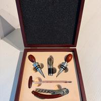 Set da vino in elegante cofanetto in legno