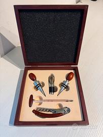 Set da vino in elegante cofanetto in legno