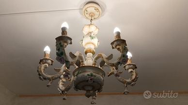 Coppia di lampadari Capodimonte 
