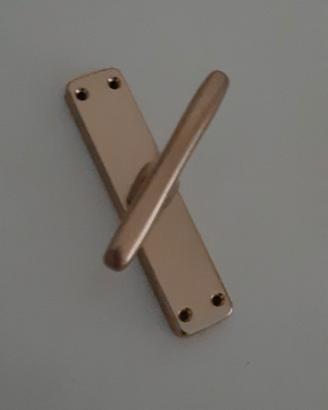 Maniglia cremonese vintage per finestra  