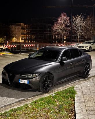 ALFA ROMEO GIULIA Q2 2.2 DIESEL 150 CV – CARBON