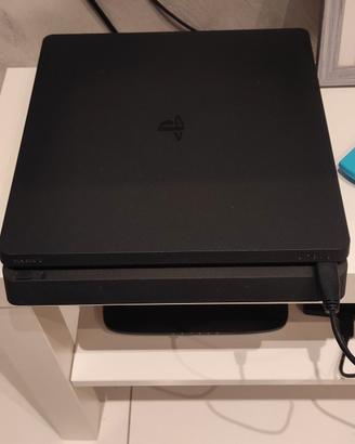 PS4 Slim