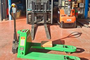 Transpallet totalmente elettrico portata 1500kg