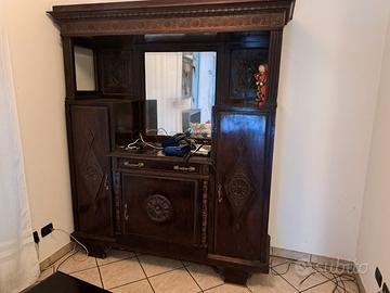 Credenza con specchio