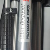 Treppiede Manfrotto art. 144 con testa 128