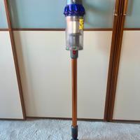 Dyson V10 absolute