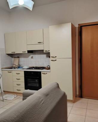 BILOCALE 2LOCALI+ CANTINA, VIA VINVENZO ROSSI, PAN