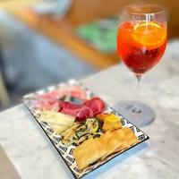 Attività Gastronomica Multifunzionale Ristrutturat