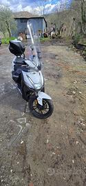 Scooter kymco