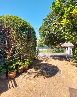 Porzione di Schiera giardino terrazzo garage 2wc