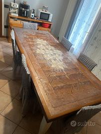 Tavolo in lengo di ciliegio