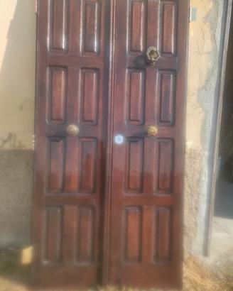 portone in legno 