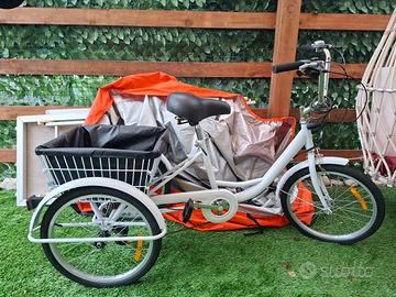 Triciclo per persone anziane