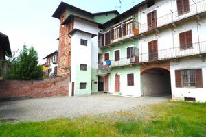 4 LOCALI A BRUSNENGO