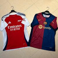 Magliette da Calcio taglia L ( barca e arsenal)