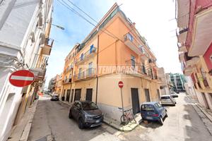 Comodo appartamento in stabile con ascensore