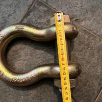 Gancio Grillo a D con vite