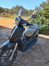 Beverly 125