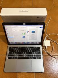 Mac book air 2019 SSD 128gb 8gb USATO