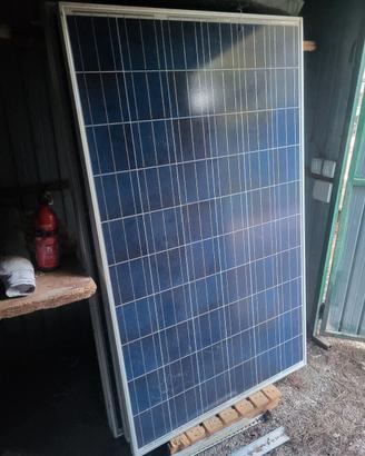 8 pannelli solari fotovoltaici 