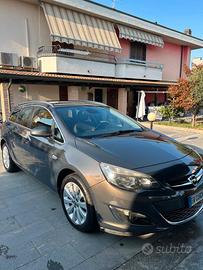 Opel astra j 1.4 turbo gpl  LEGGERE