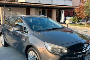 Opel astra j 1.4 turbo gpl  LEGGERE