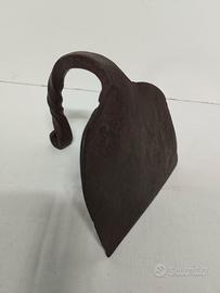 Antico raschietto per tagliere madia inizio  900