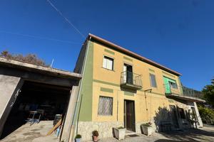 Casa Indipendente Spaziosa