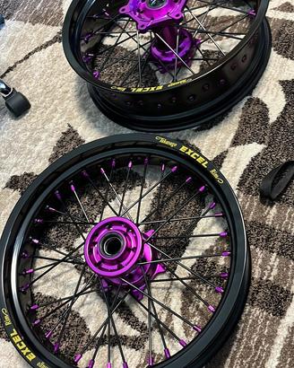 KIT MOTARD COMPLETI PER TUTTE LE MOTO