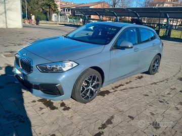 bmw serie 1 1.5 136 cv  benzina 