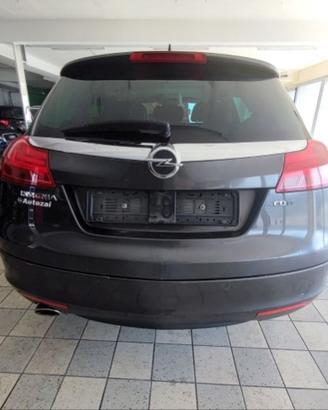PARAURTI POSTERIORE PER OPEL INSIGNIA 2011