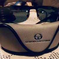 Occhiali da sole avvolgenti