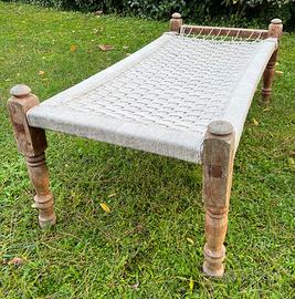 Letto indiano charpai