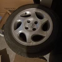 Gomme termiche e cerhi in lega da 15"